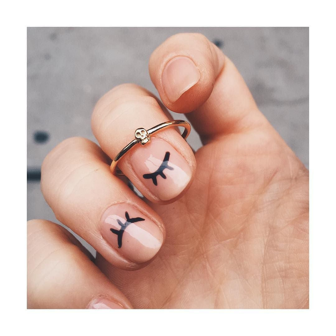 Tiny outlet skull ring